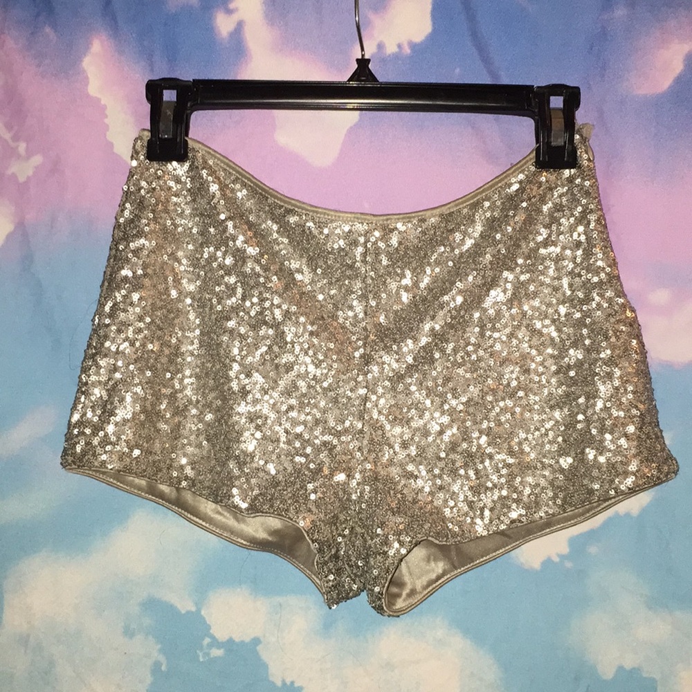 ✨💎Bling shorts💎✨